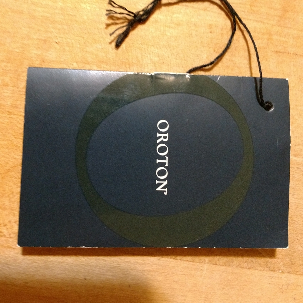 Oroton Black Leather Backpack - Picture 2 of 12